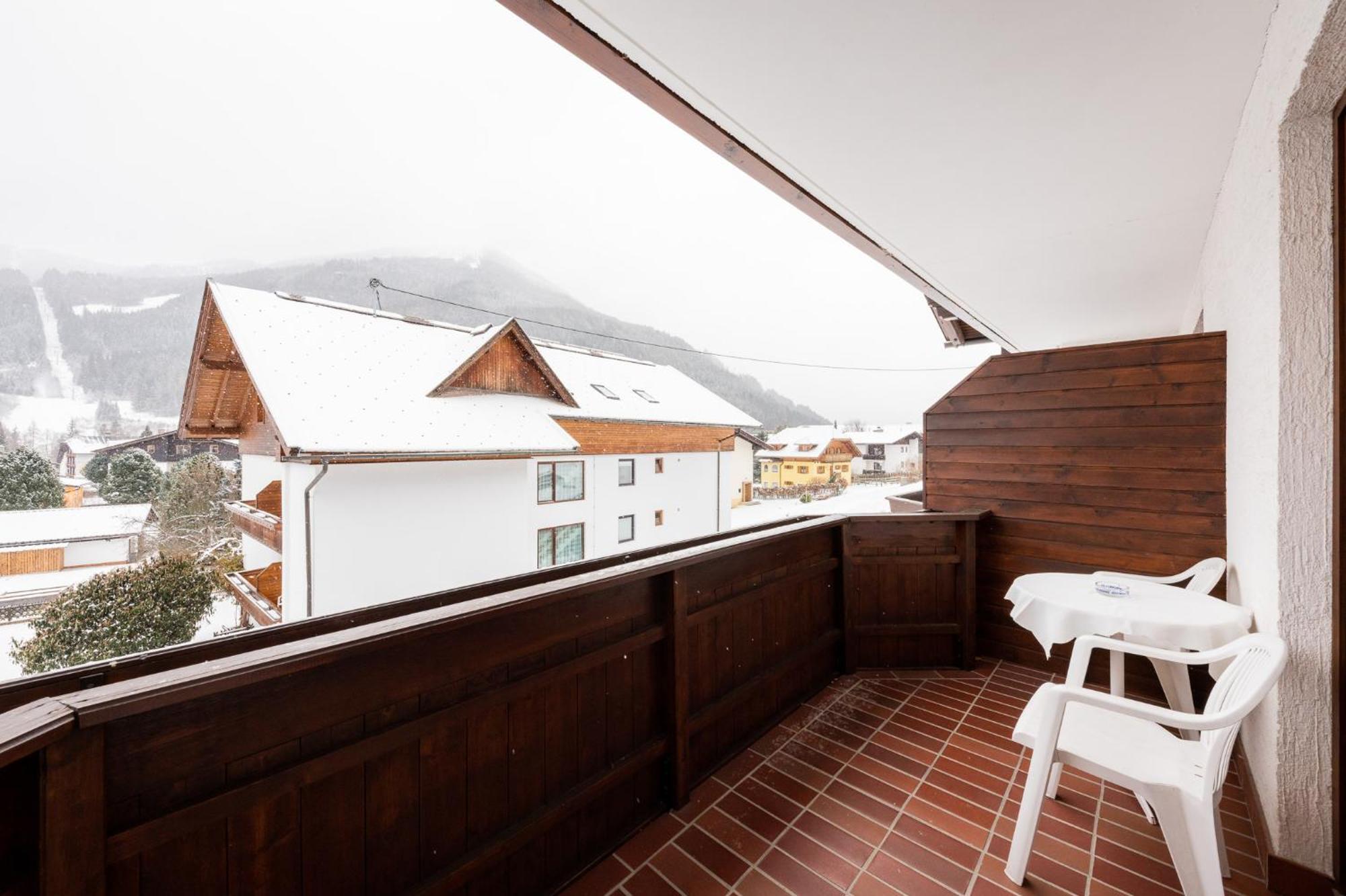Frühstückspension-Appartementhaus Wasserer Bad Kleinkirchheim Exterior foto