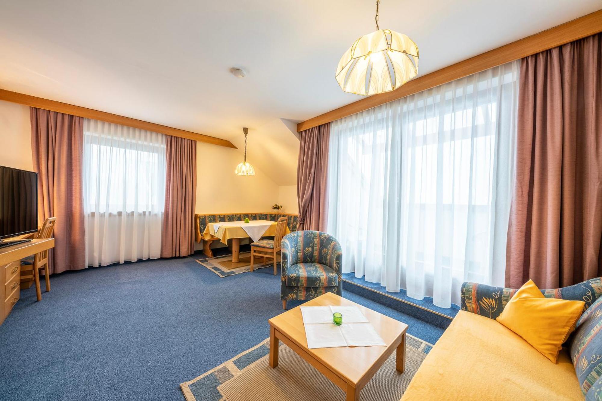 Frühstückspension-Appartementhaus Wasserer Bad Kleinkirchheim Exterior foto